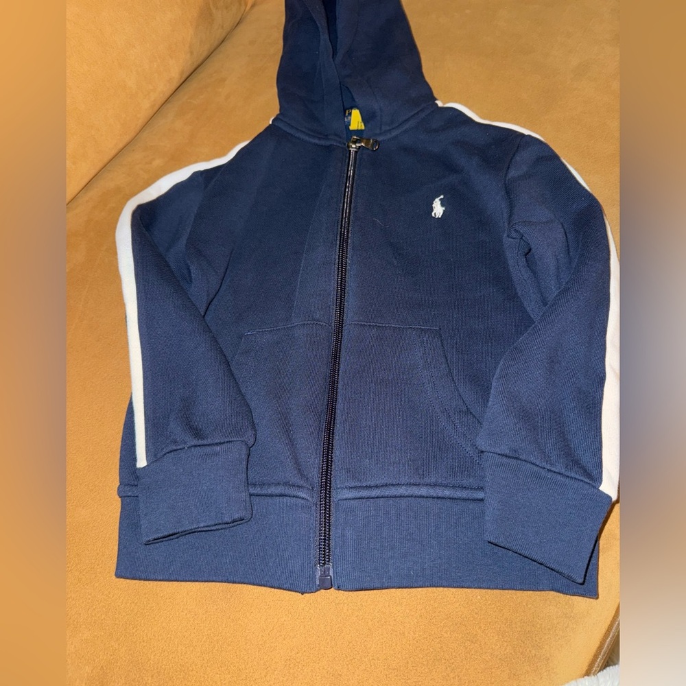 Ralph Lauren boys hoodie. Like new. Size 4T